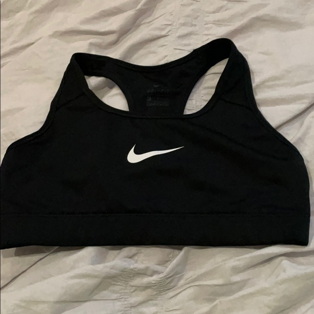 nike sports bra